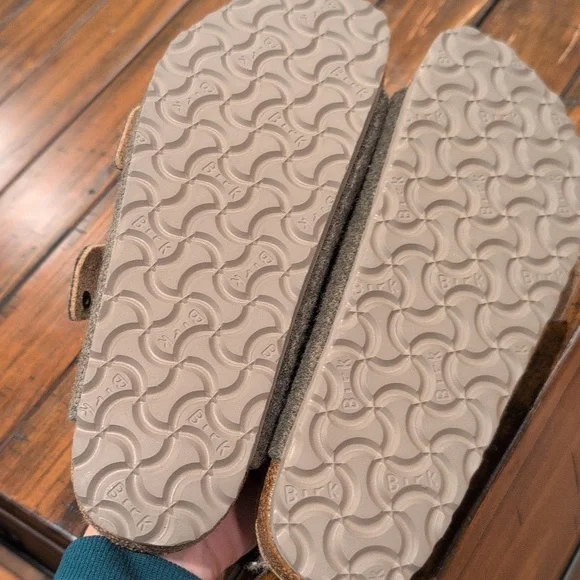 NWOT Birkenstock Arizona Wool Felt Khaki Sandal - Picture 10 of 10